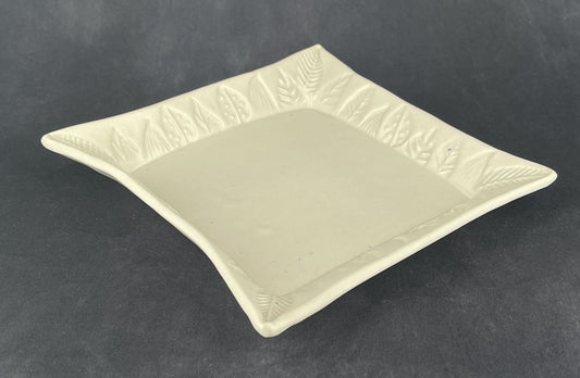 Porcelain Plate with Embossed Leaves Border